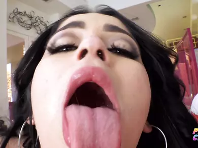 Carolina Cortez Takes a Big Cock Up Her Big Ass
