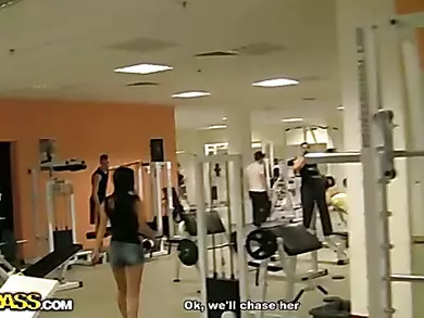 Hot pick up girl fucked in the gym