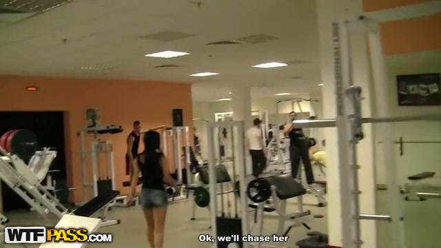 Hot pick up girl fucked in the gym